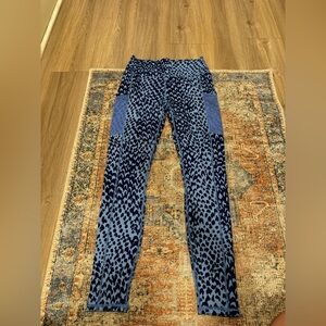 NWOT Fabletics Blue Leopard Leggings Size M